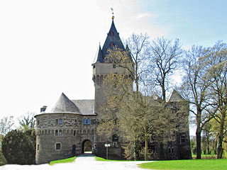 Halbtagesfahrt nach Schloss Hülchrath und Rittergut Wildenrath